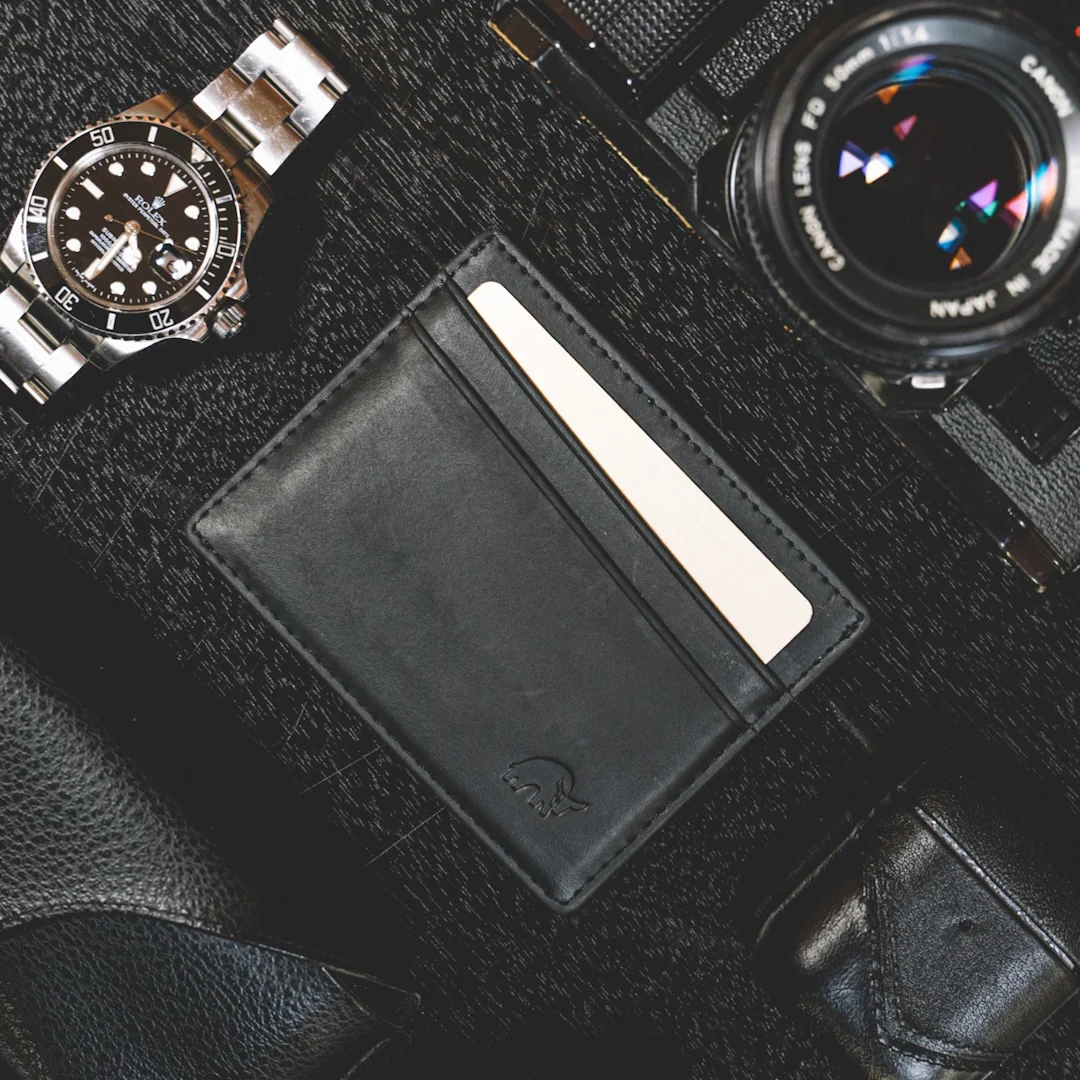 The Card Holder - Black Edition - Image 6