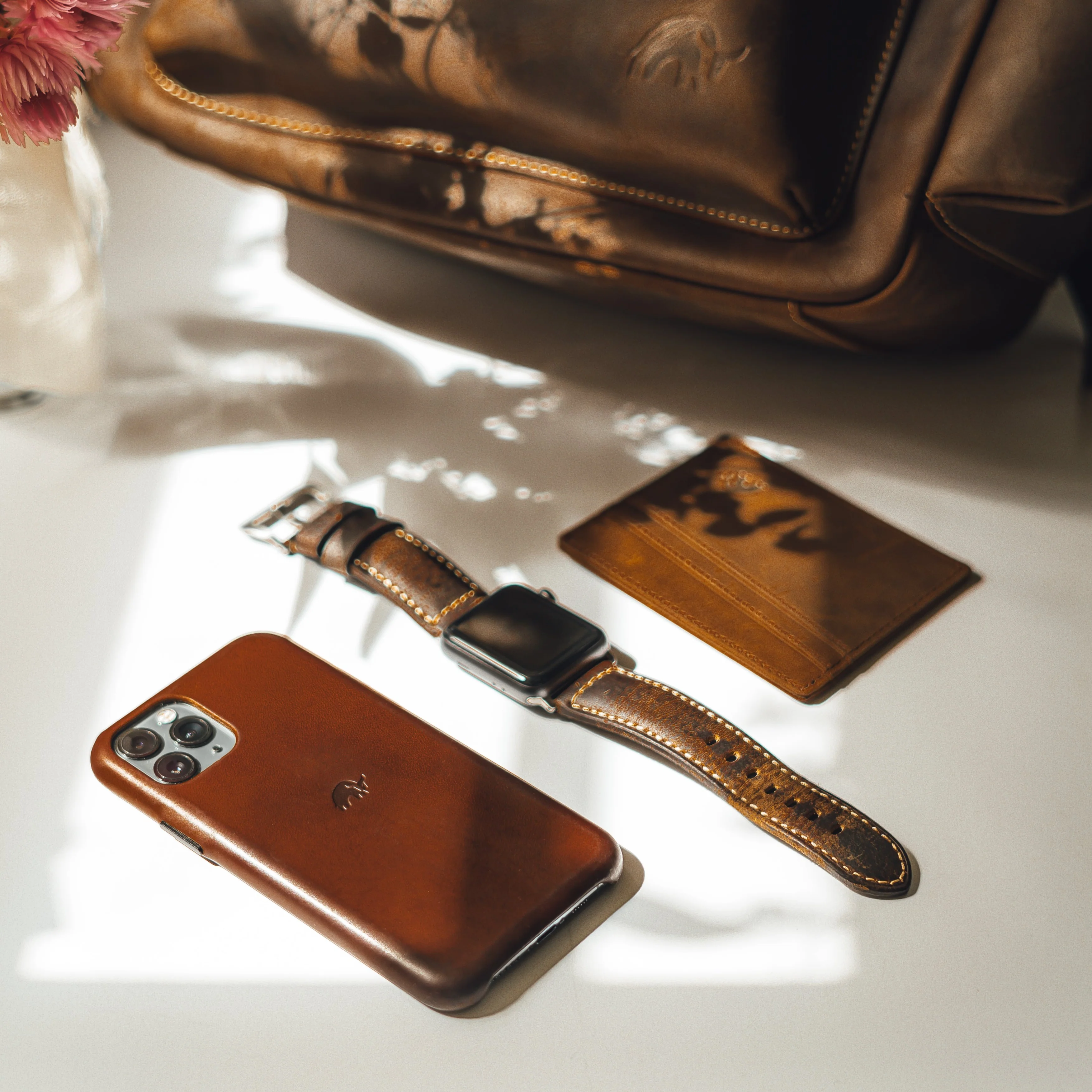 The Card Holder - Terra - Image 4