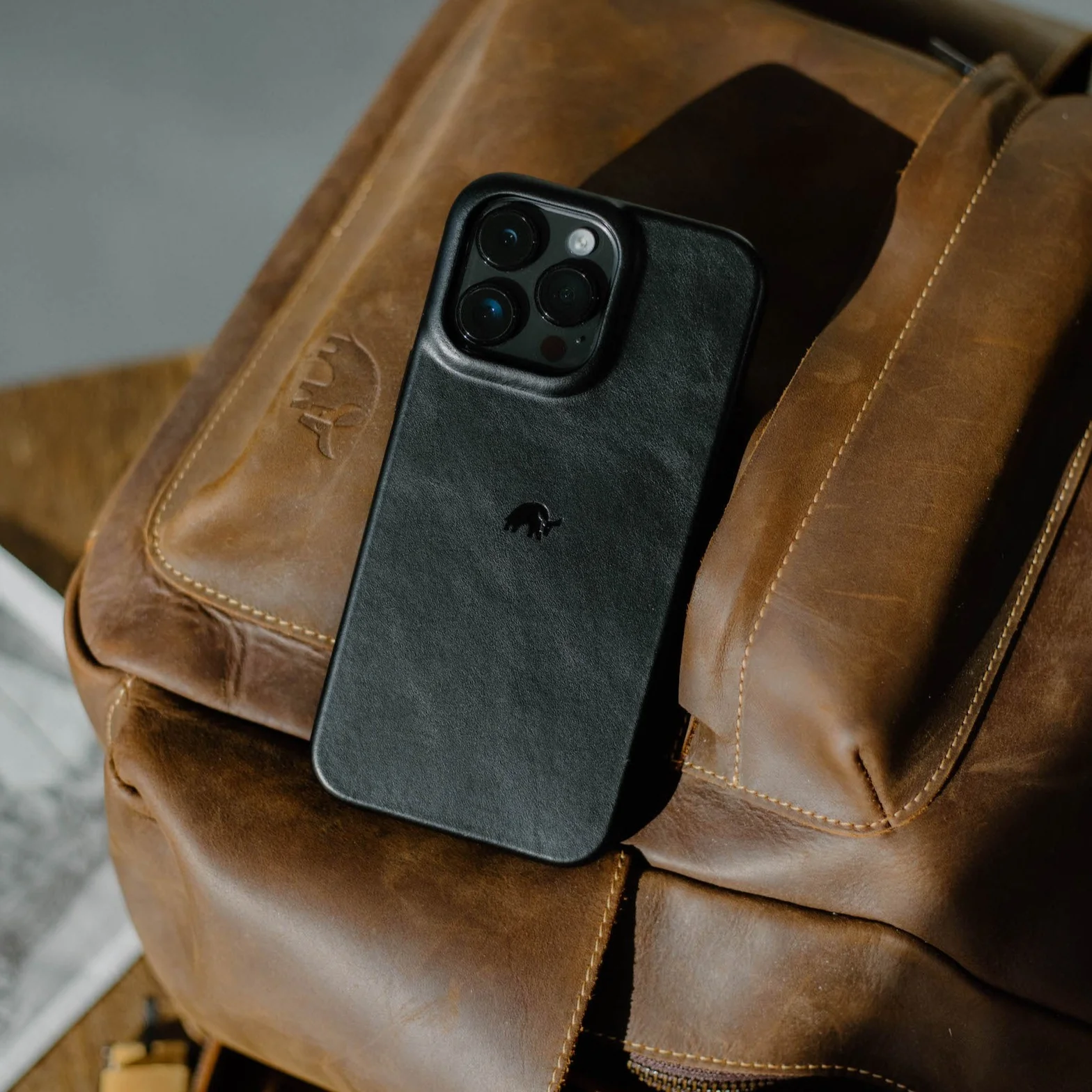 FINAL SALE The Minimalist Case - BLACK EDITION - Image 13