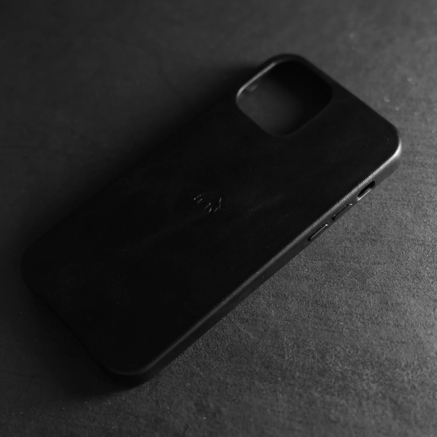 FINAL SALE The Minimalist Case - BLACK EDITION - Image 18