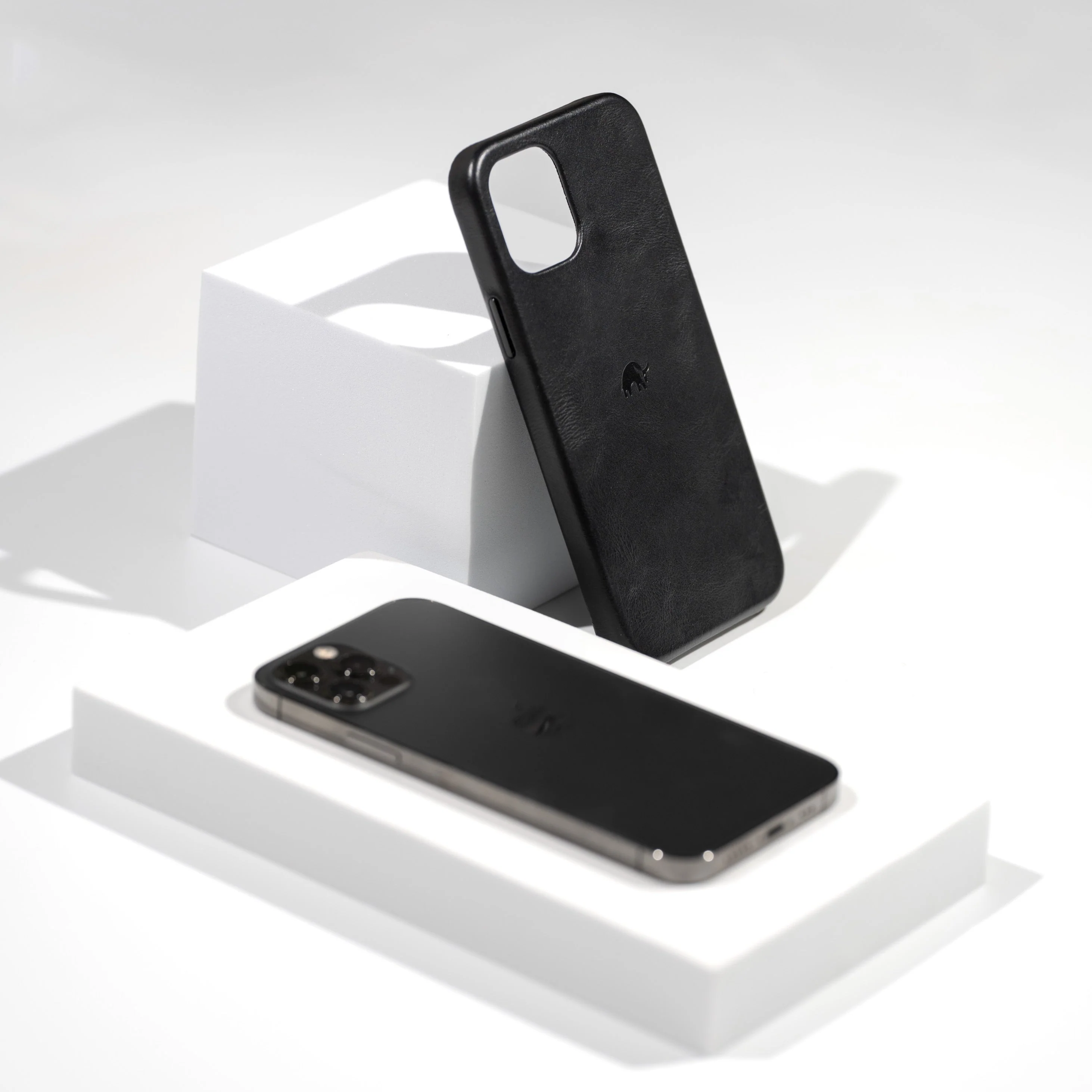 FINAL SALE The Minimalist Case - BLACK EDITION - Image 8