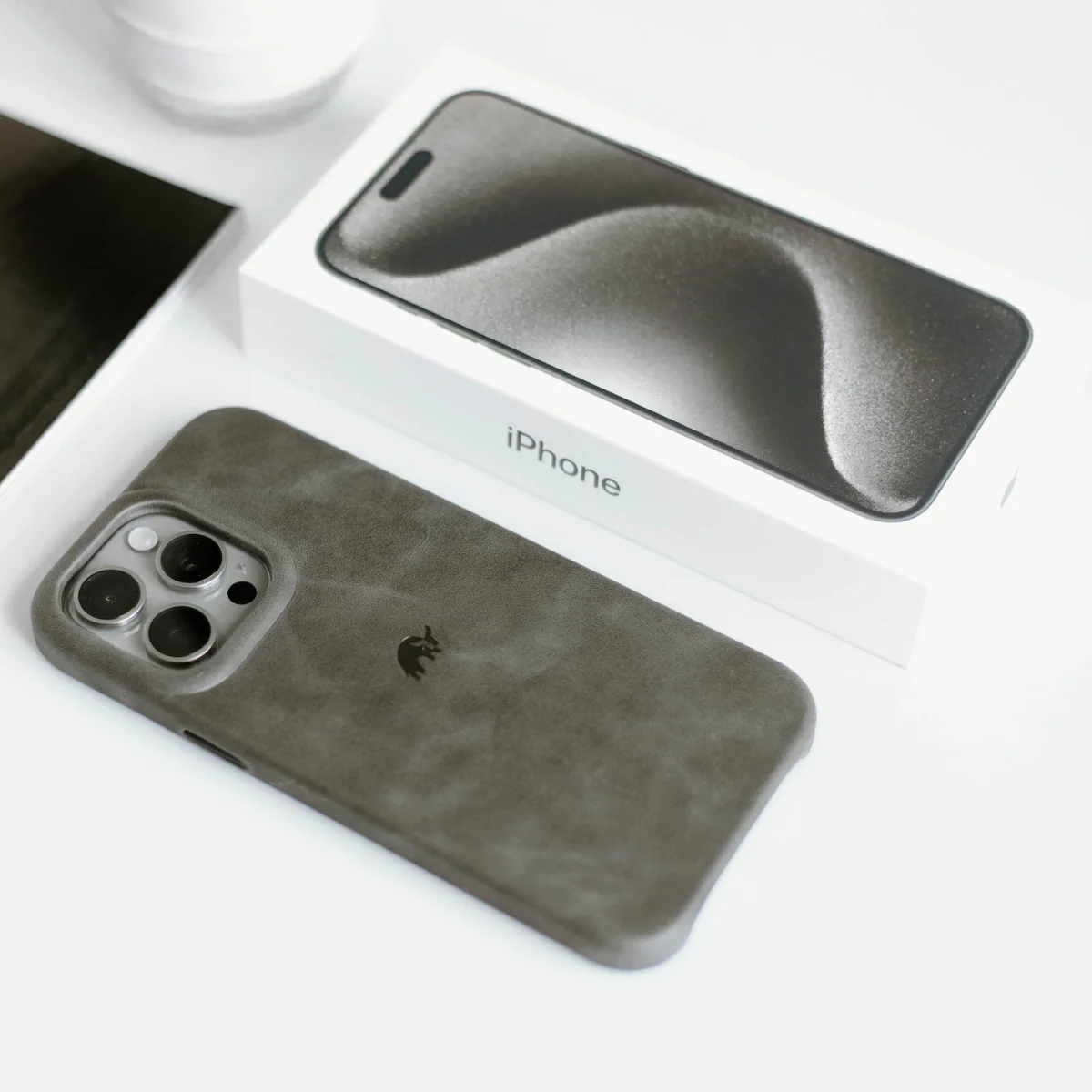FINAL SALE The Minimalist Case - SLATE - Image 15