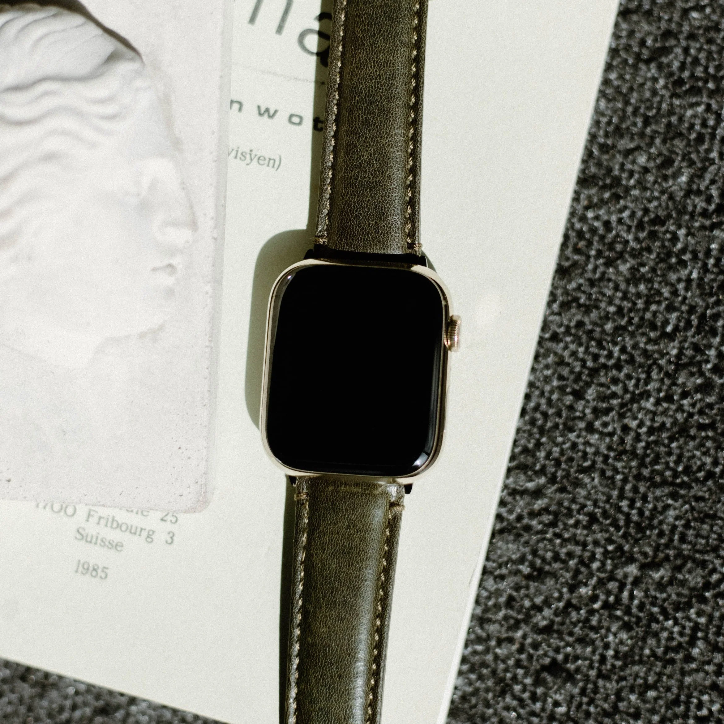 LAST CHANCE Leather Apple Watch Strap - MAVERICK - Image 6