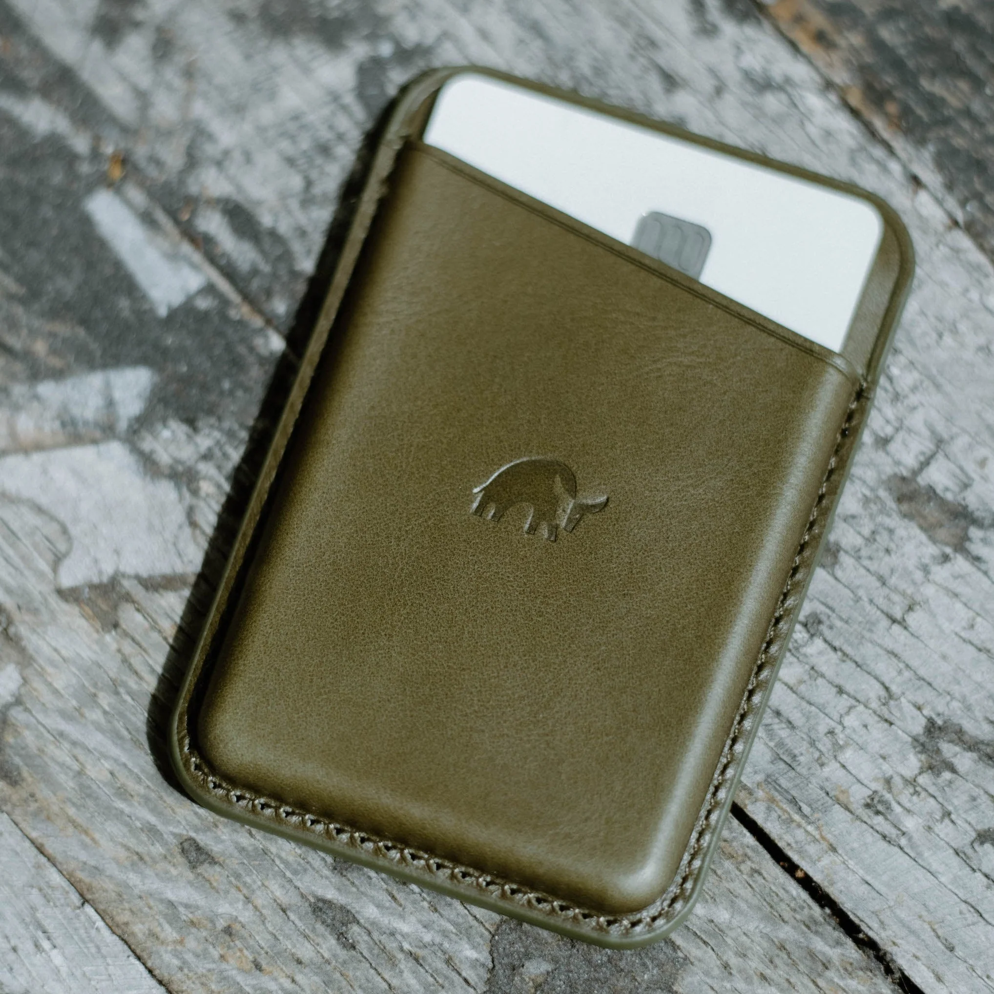 Leather Magnetic Wallet - Maverick - Image 13