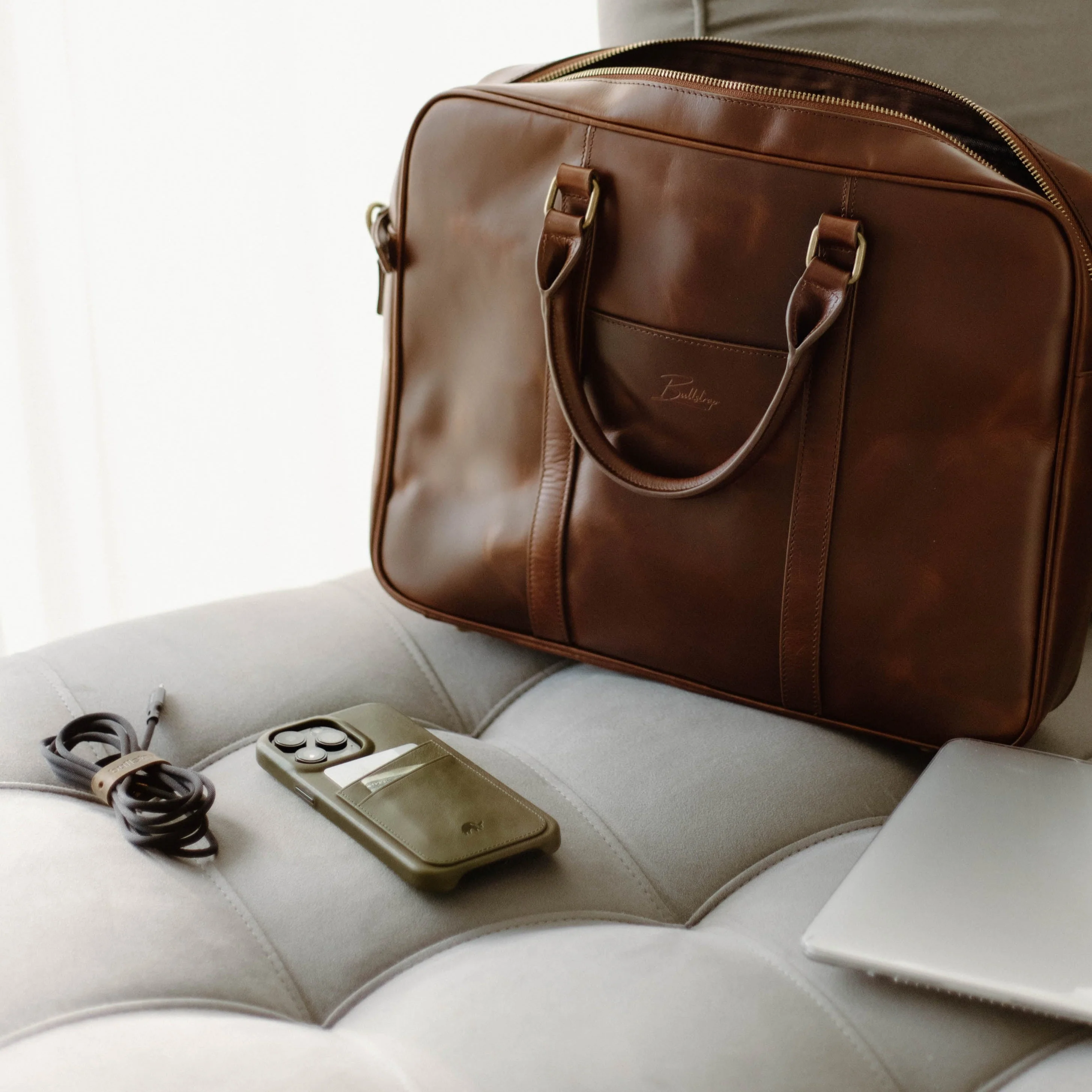 LAST CHANCE The Minimalist Portfolio Case - MAVERICK - Image 15