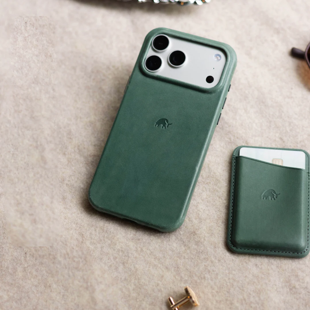 LIMITED EDITION Leather Magnetic Wallet - EVERGREEN - Image 5