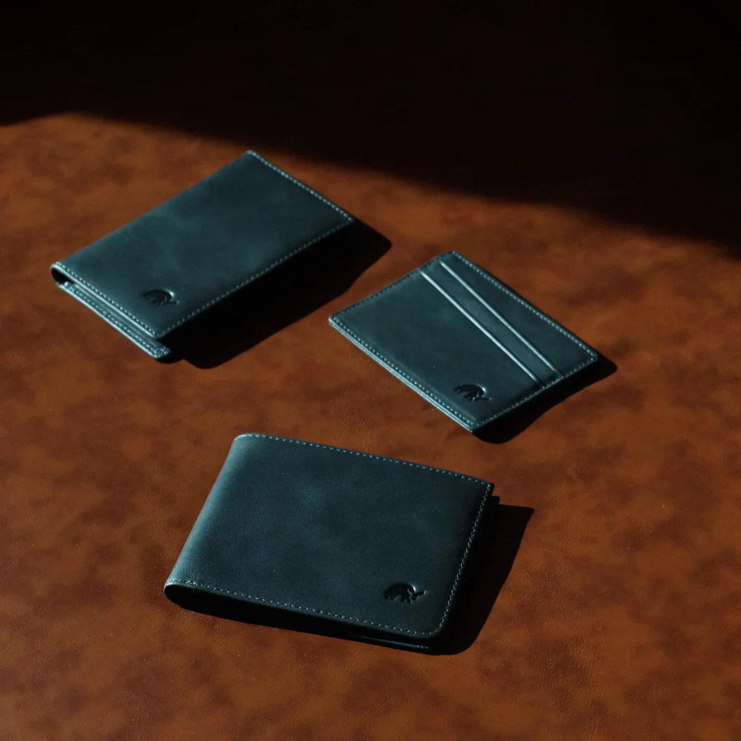 Leather Nav Messenger Wallet - OCEAN - Image 8