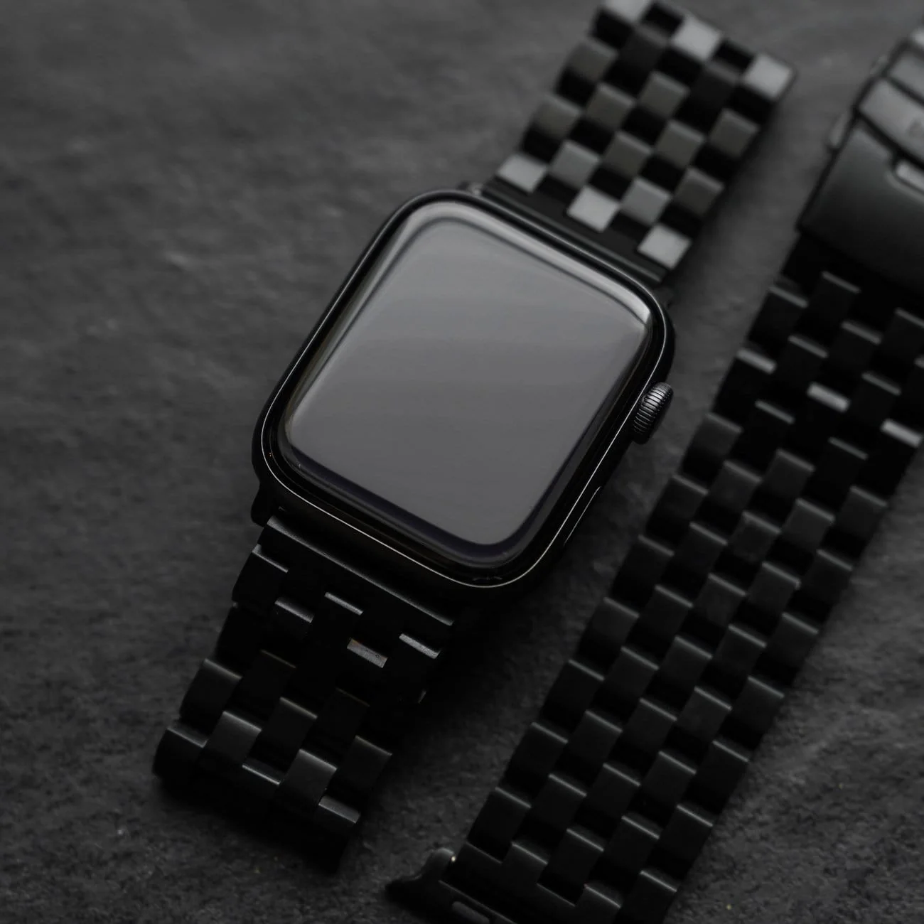 METAL Apple Watch Strap - Black - Image 12