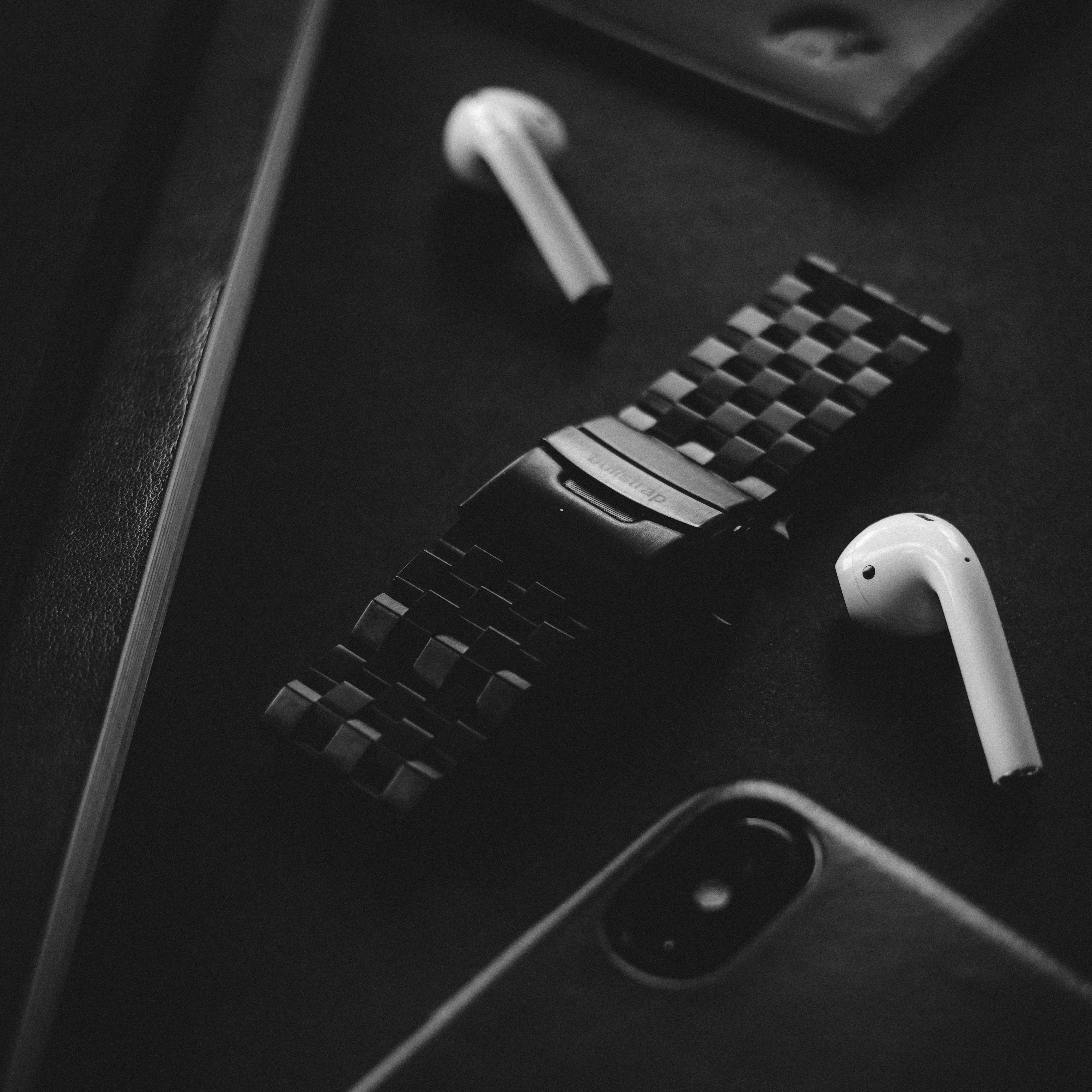 METAL Apple Watch Strap - Black - Image 14