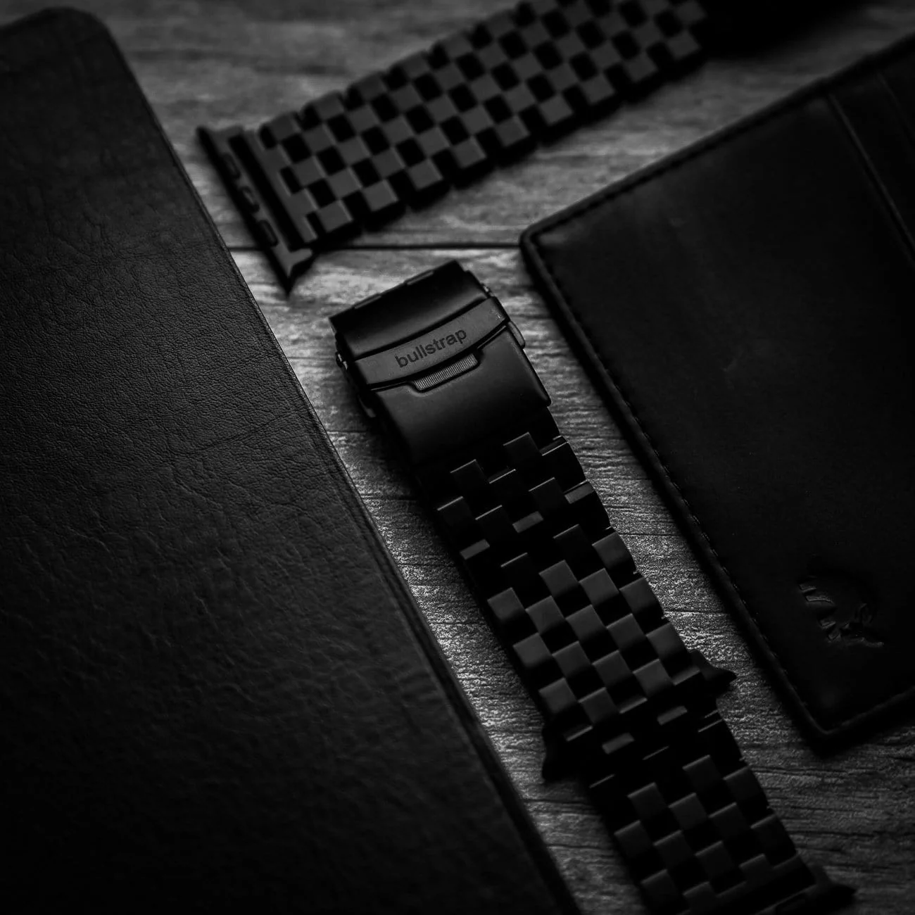 METAL Apple Watch Strap - Black - Image 16