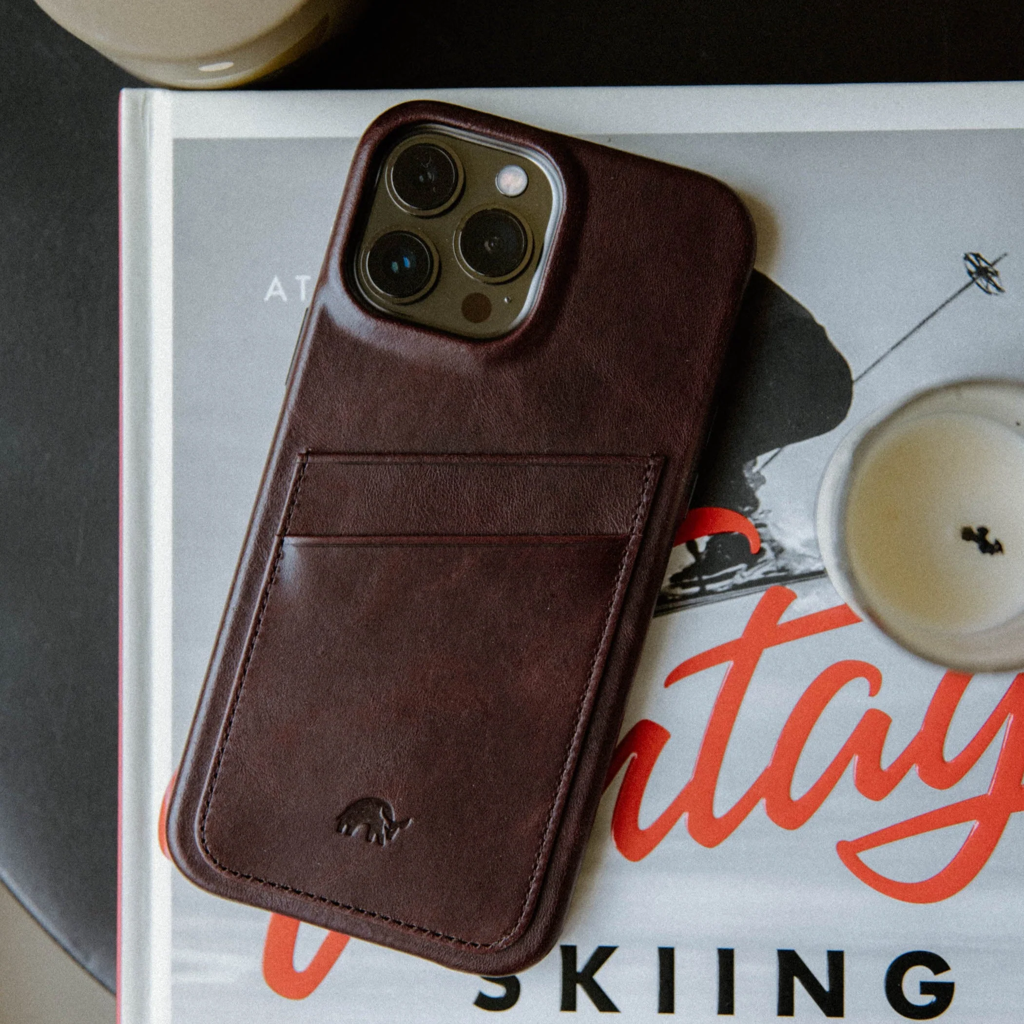 The Minimalist Portfolio Case - BOURBON - Image 4