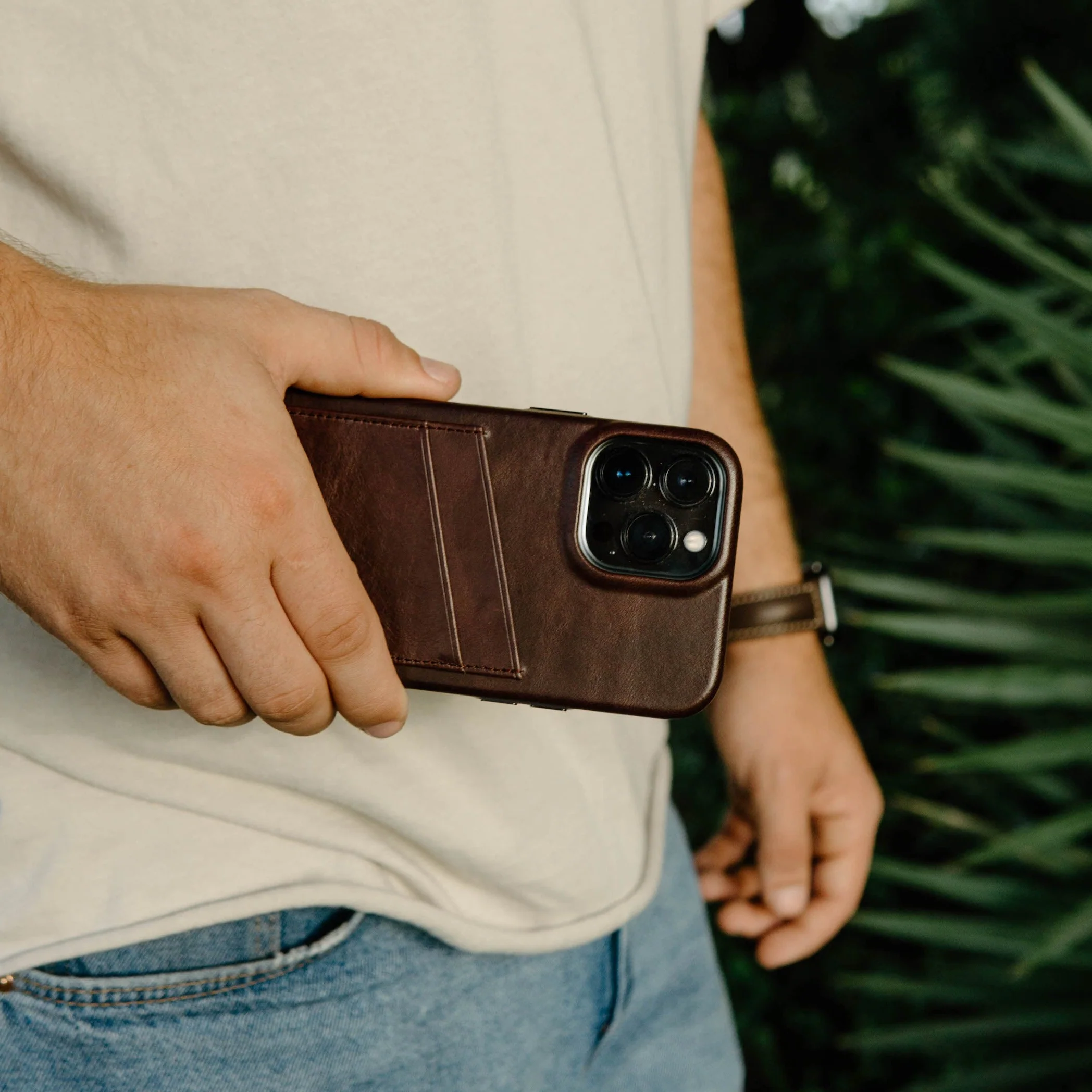The Minimalist Portfolio Case - BOURBON - Image 5