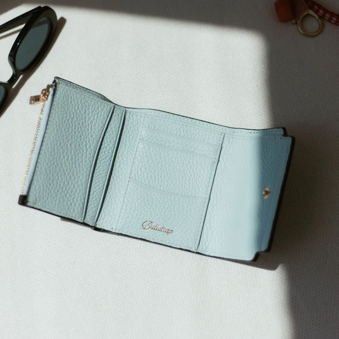 The Haven Trackable Wallet  - Bluebelle - Image 6