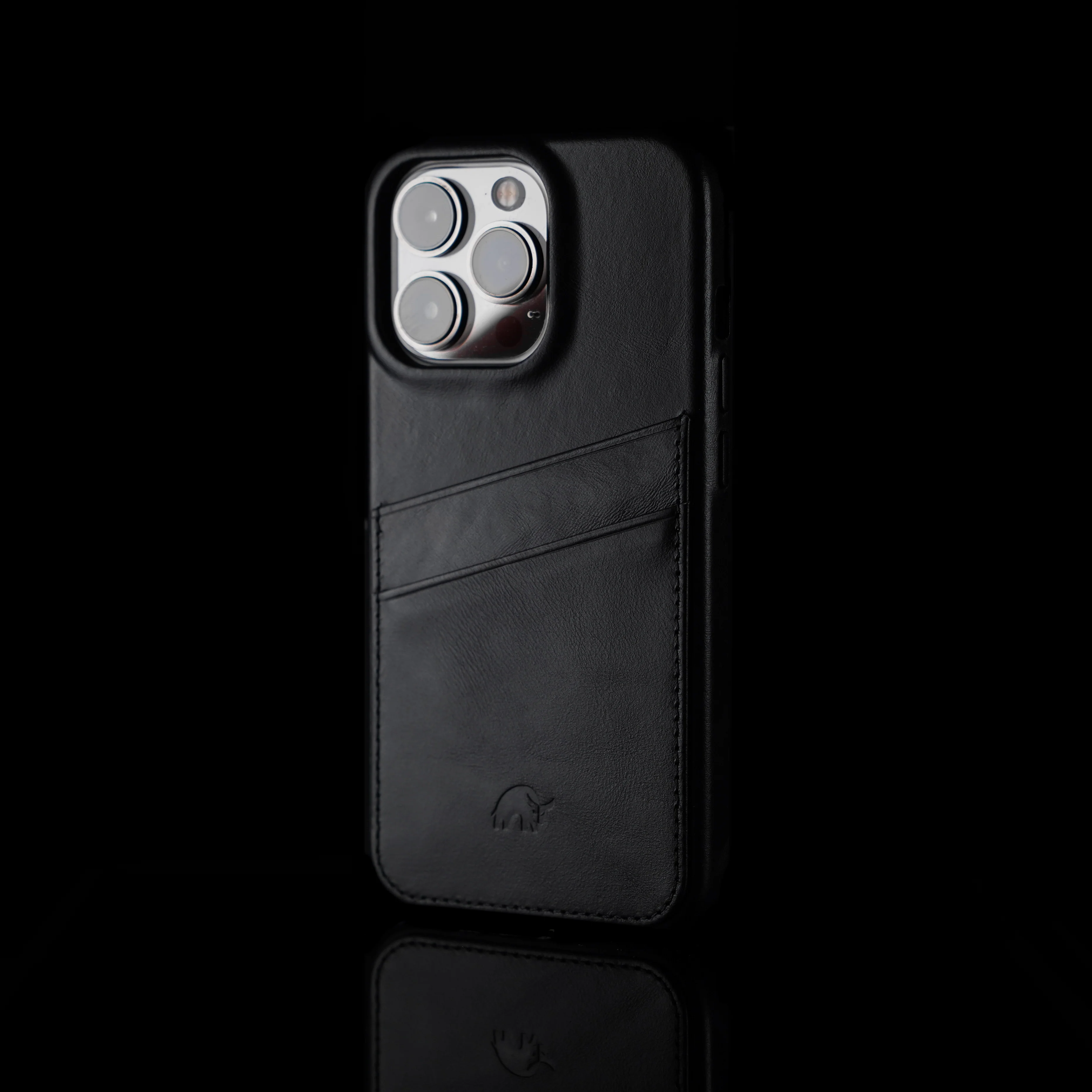 The Minimalist Portfolio Case - BLACK EDITION - Image 11