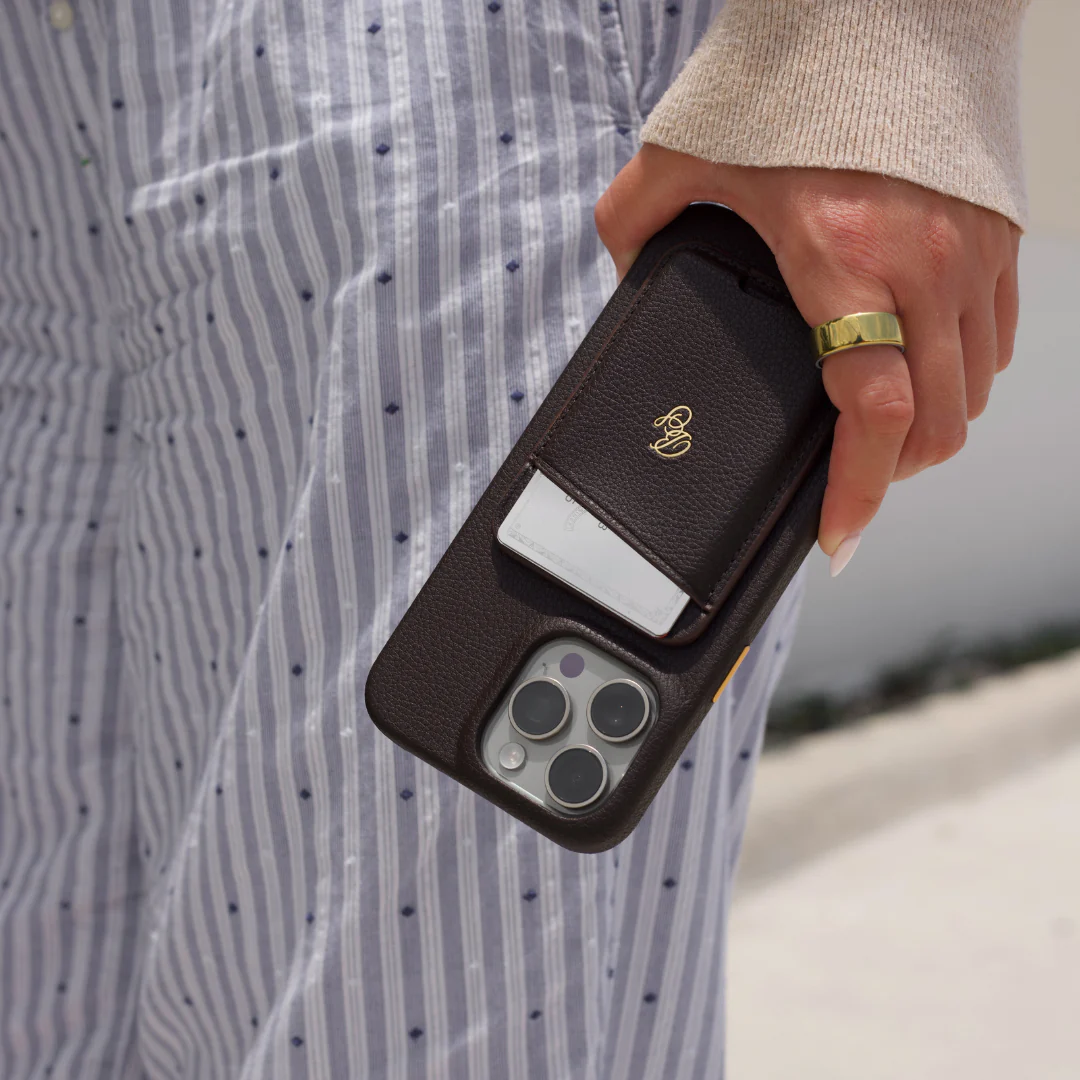 The Performance Leather Magnetic Wallet - Cocoa - Image 7